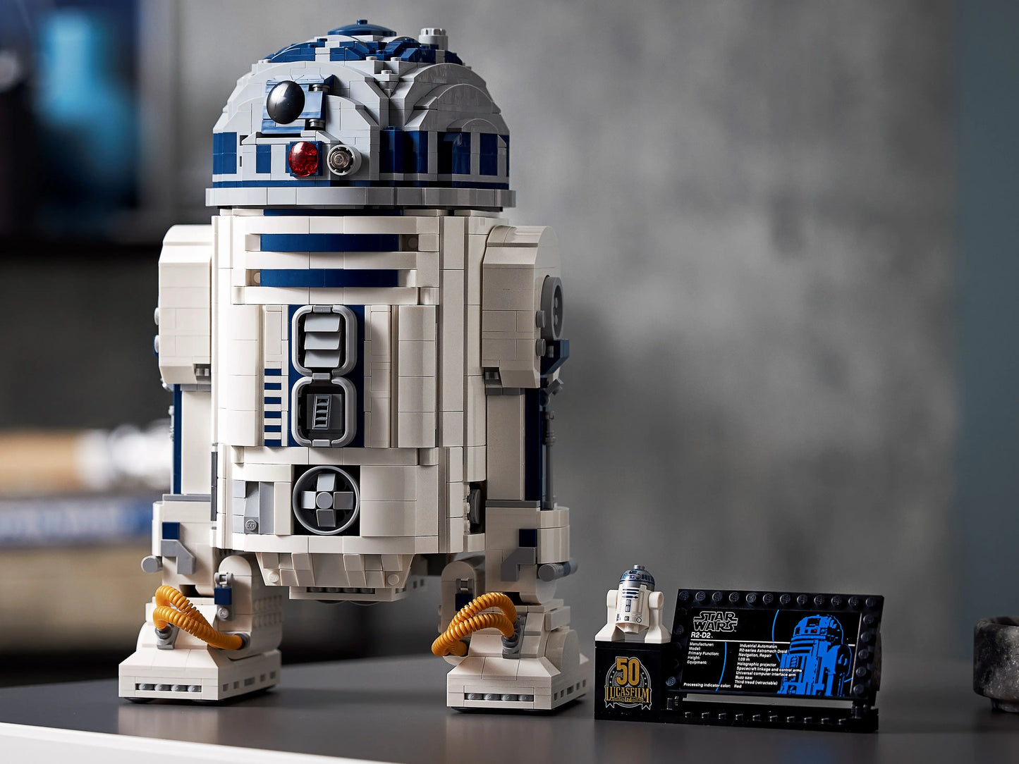 LEGO Star Wars: R2-D2 (75308) - LEGO